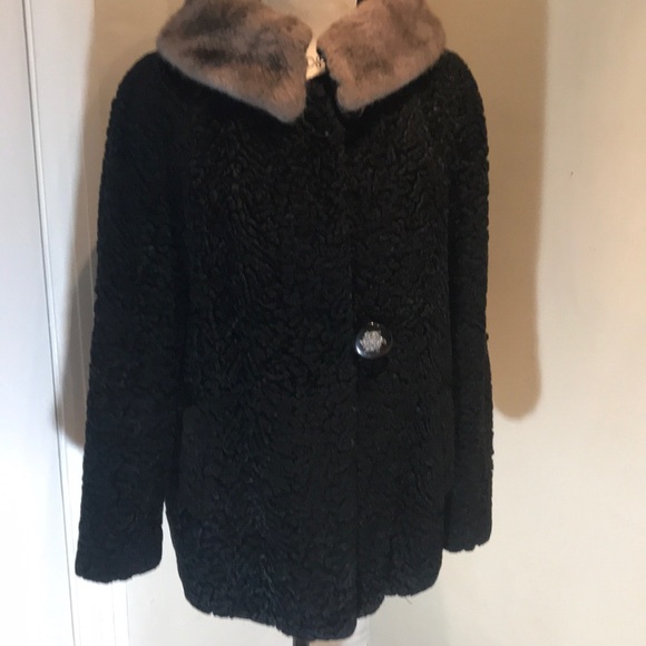 “PERSIAN LAMB” Vintage Black Vintage Button Jacket with Faux Fur Collar. - Picture 2 of 15